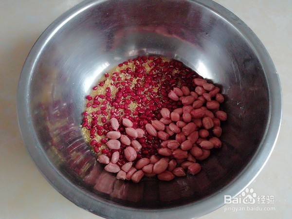 红豆花生小米粥