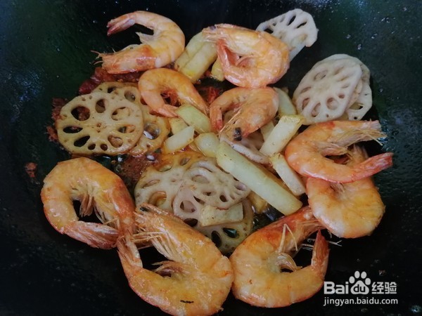 如何制作香辣干锅虾