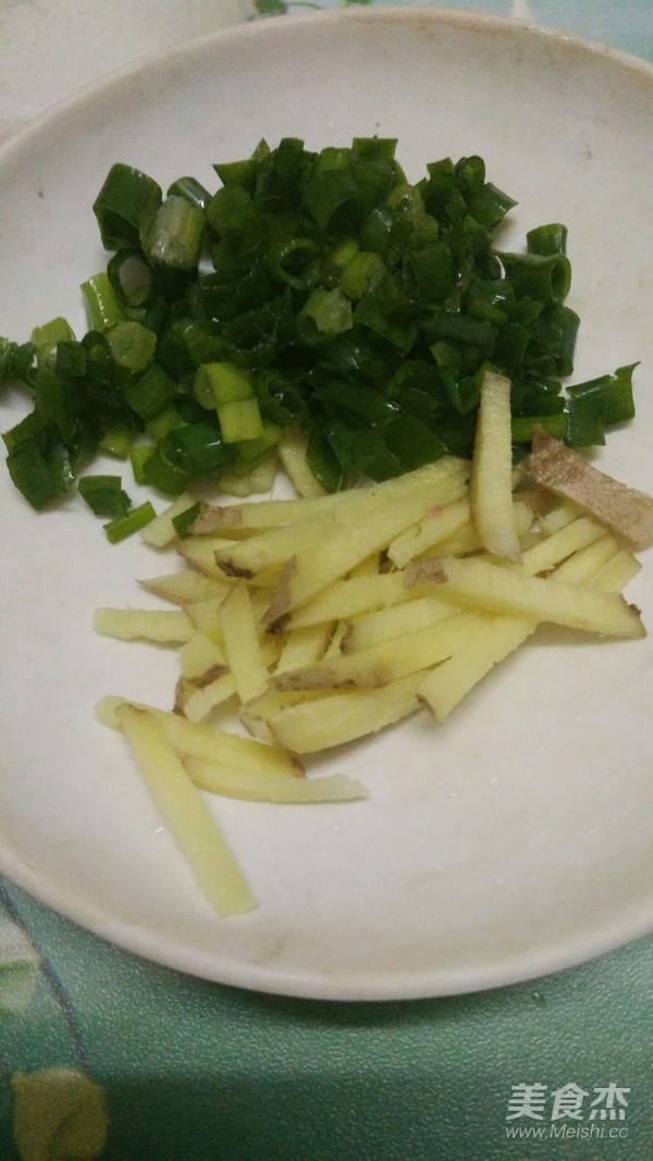 青椒排骨的做法