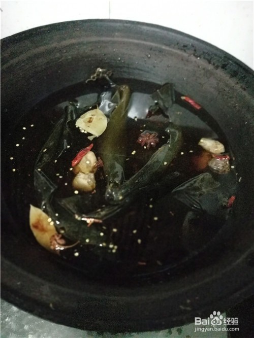 扇贝炖煮海带