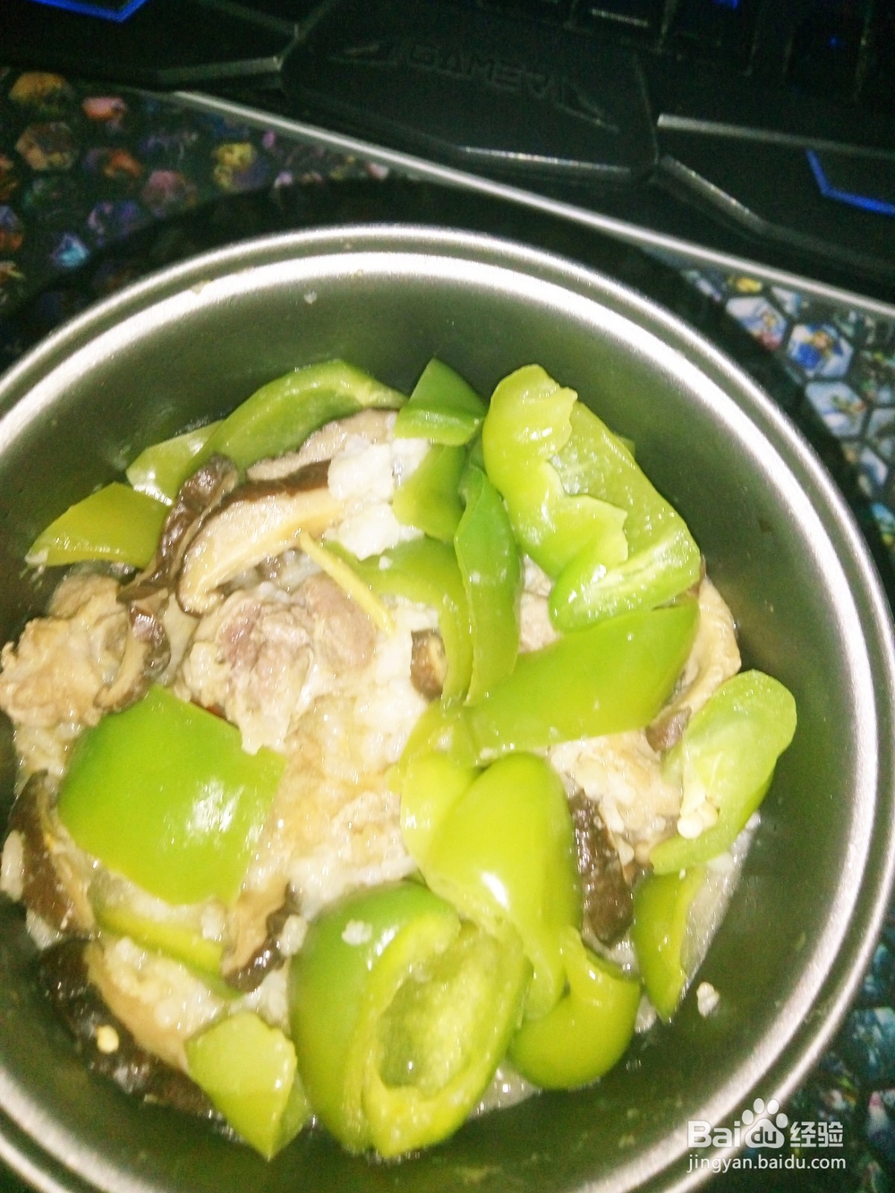 电饭煲之香菇排骨焖饭