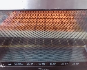 奶香味十足的朗姆提子夹心饼干制作教程