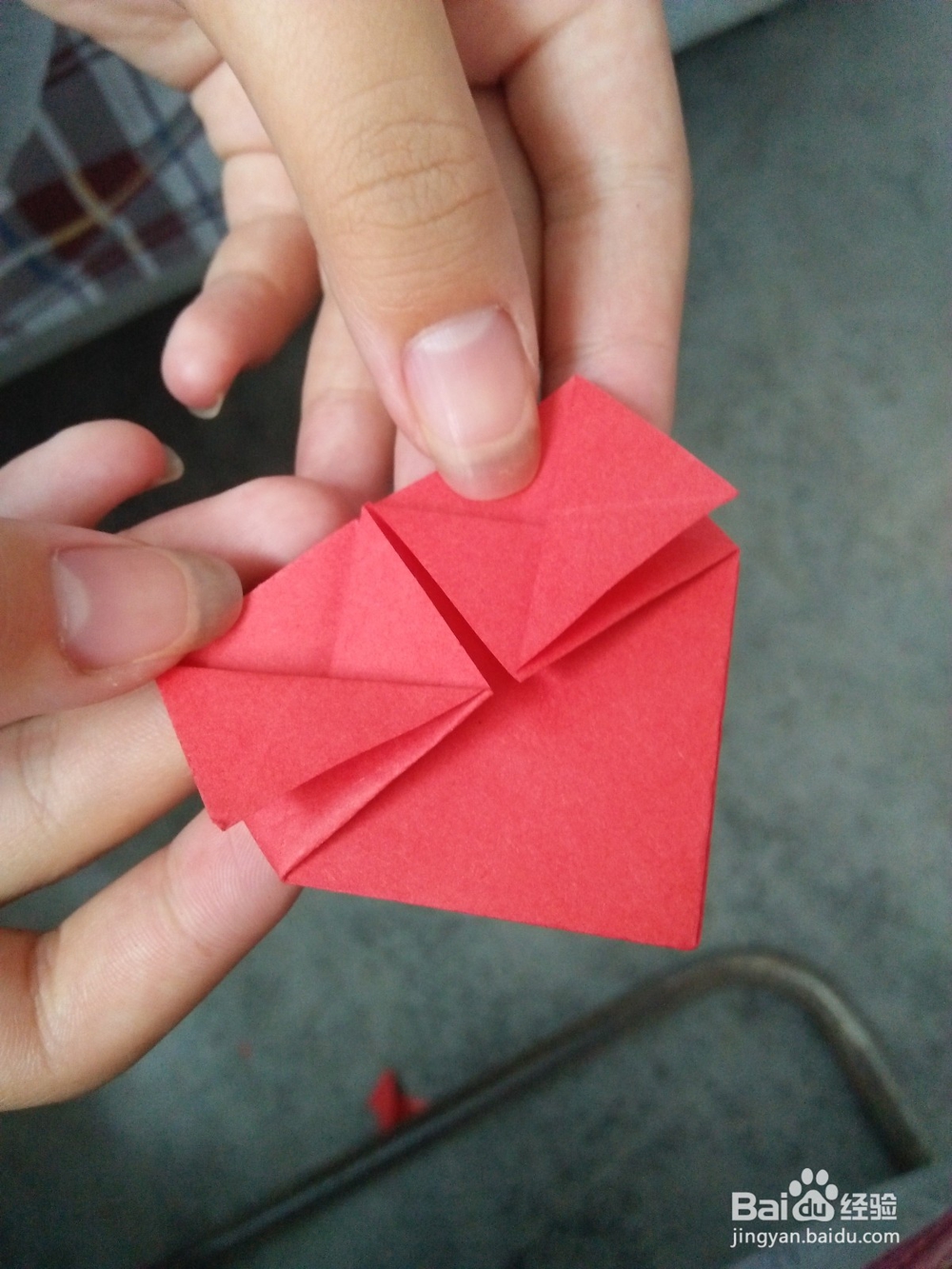 怎么制作爱心折纸