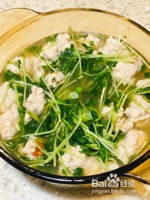 教你怎么做清爽夏季汤嫩滑肉圆豆苗汤