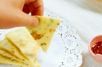 美味的葱花鸡蛋饼