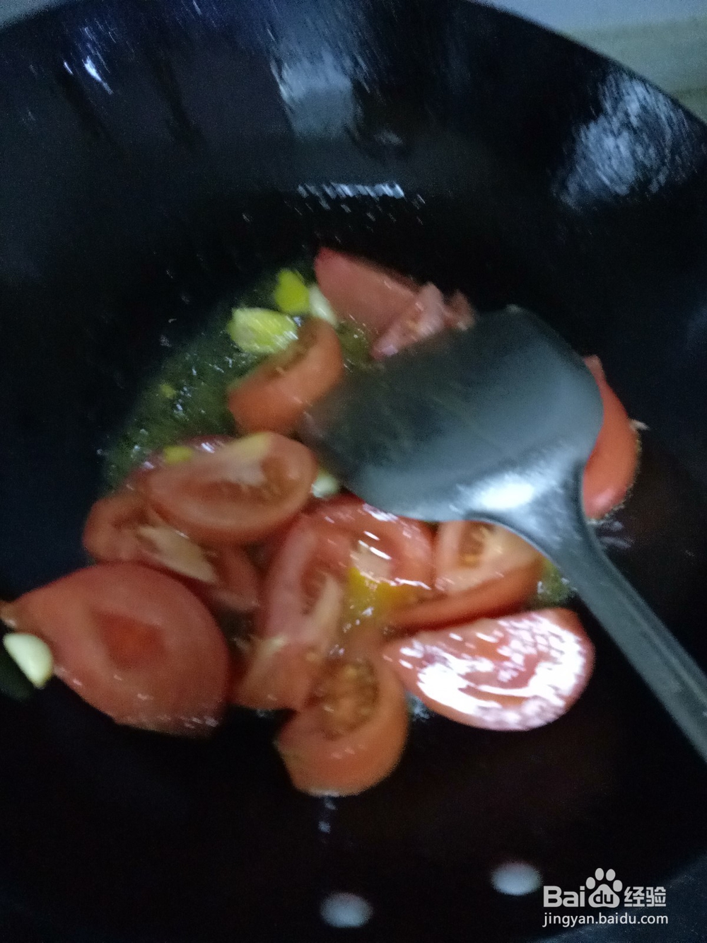西红柿炖金针菇