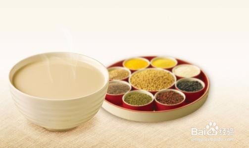 美白祛痘补水的妙招 美白祛痘补水小秘诀