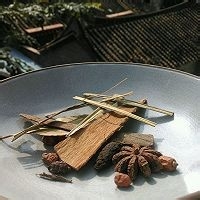 印度风味煮红酒的做法