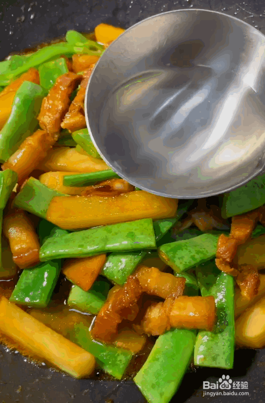 美味可口的焖面