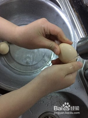 荠菜花煮鸡蛋儿童版