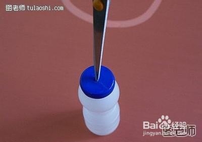 废旧饮料瓶diy小飞机图解教程