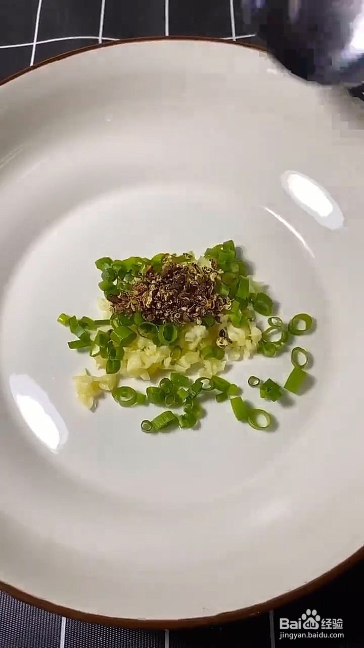 如何自制酸辣粉？