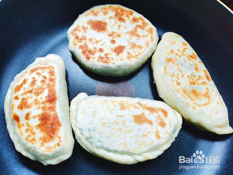 粉丝鸡蛋韭菜盒子的做法