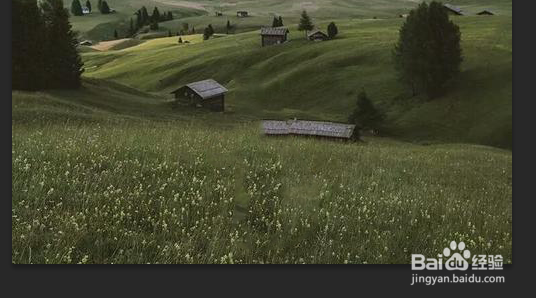 怎么把照片里多余的人p掉