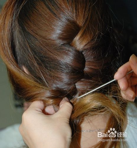 2012夏日发型扎法