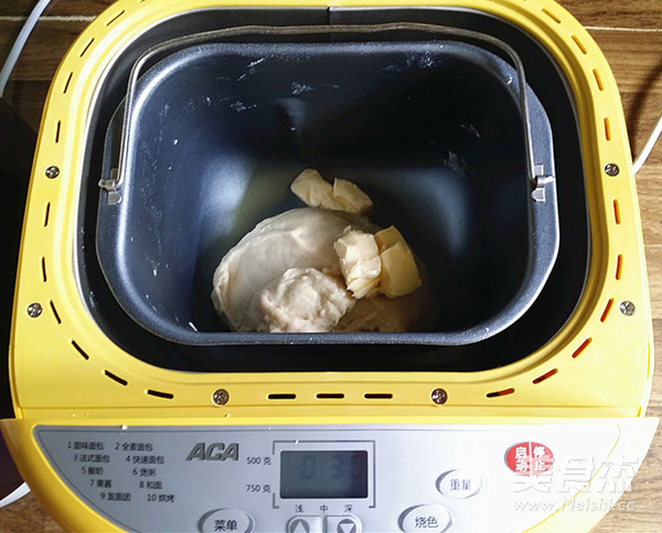 紫薯椰蓉辫子面包