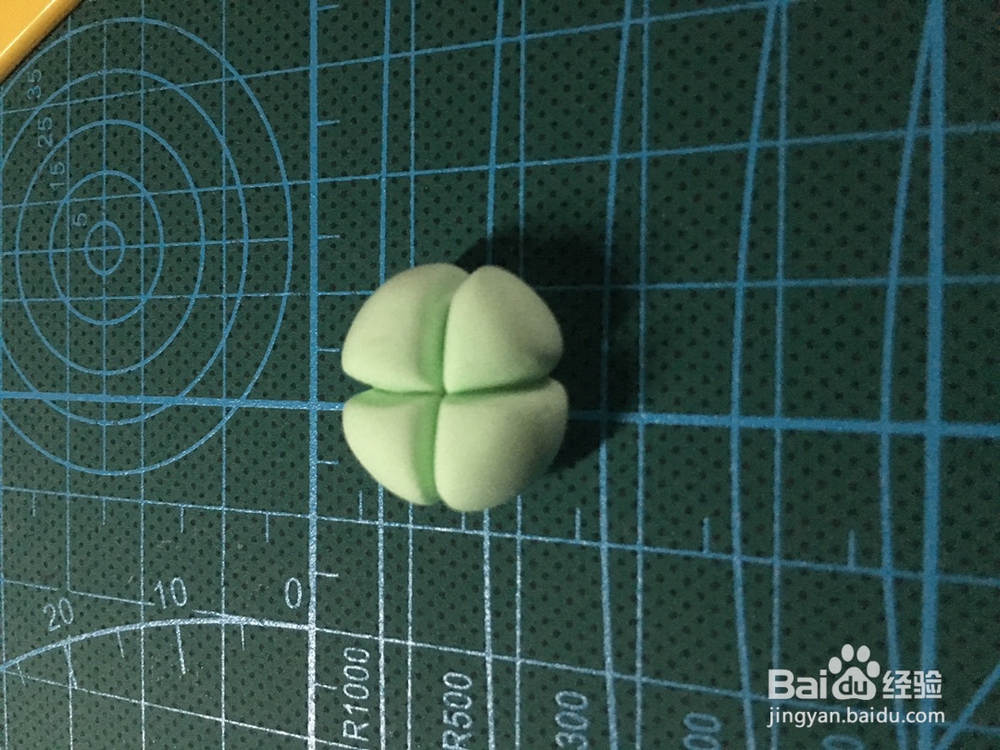 轻粘土四叶草的制作步骤