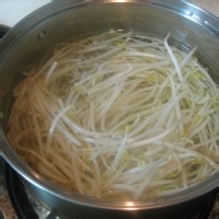 夏日必备:陕西凉皮