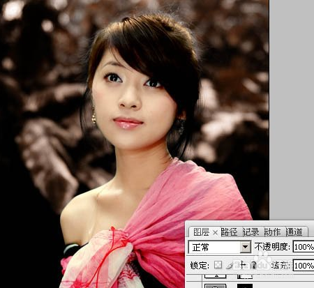 Photoshop调出橙褐色的外景个性美女图片？