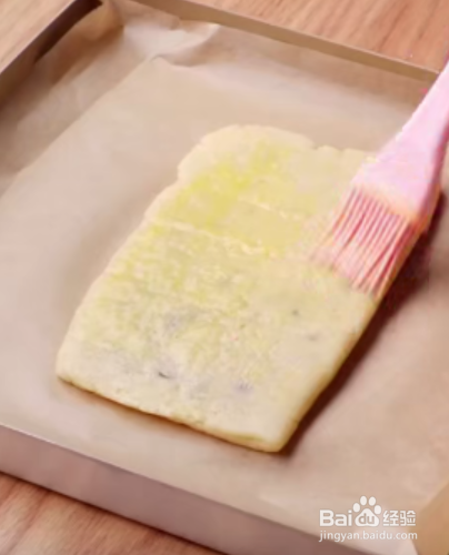 如何制作蔓越莓葡萄干酥饼