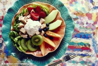 我们往往在一些活动中会受伤，那么受伤怎么办？