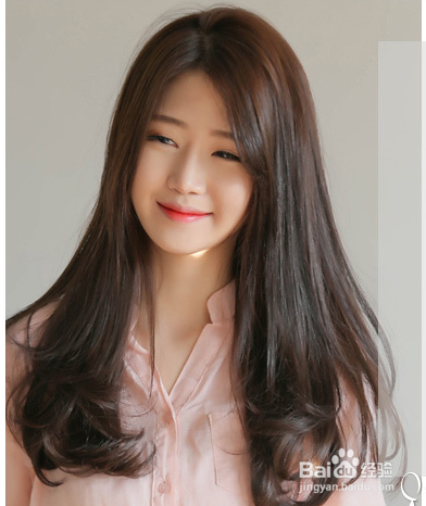 8款冬日治愈系女神发型，不可或缺的温暖卷发！