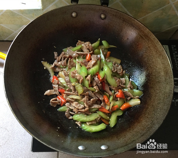 芹菜炒瘦肉的制作方法