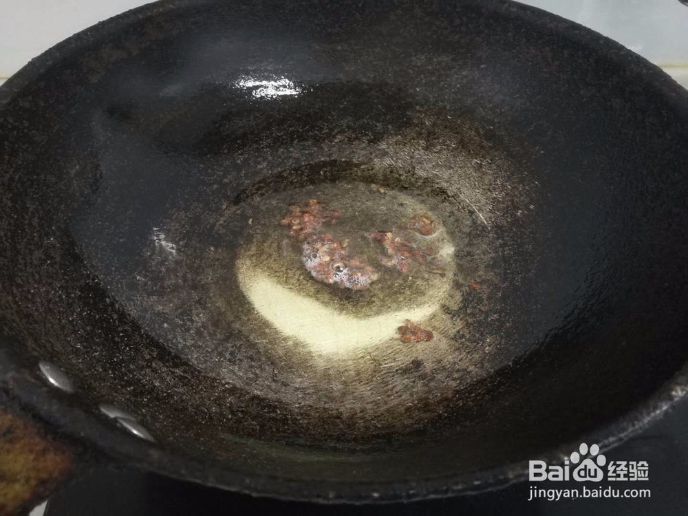 苗府手撕包菜的做法