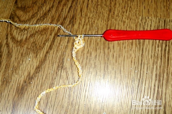 怎样用旧线编织包？