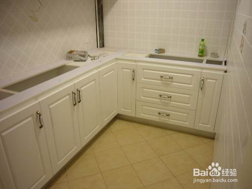 厨房橱柜怎么安装？