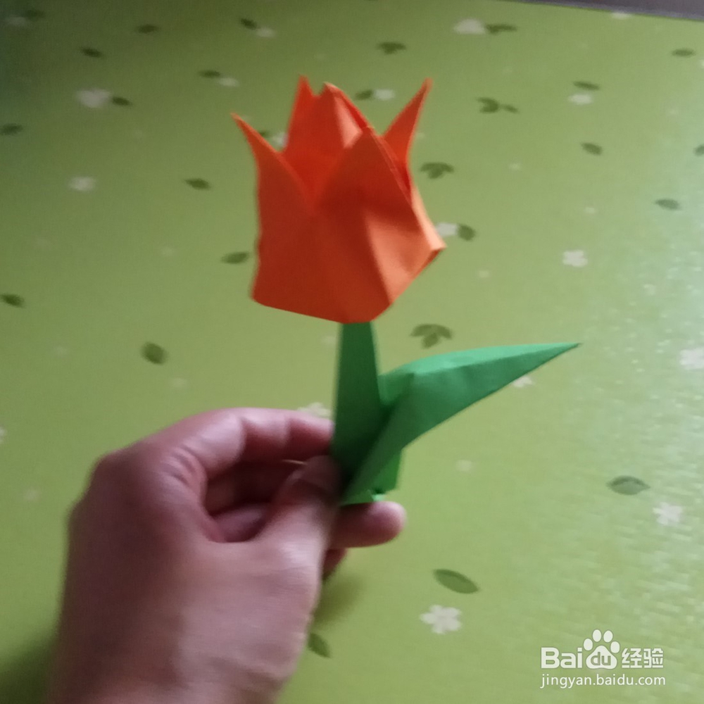 漂亮花朵的折法步骤图 教你怎么折纸玫瑰花