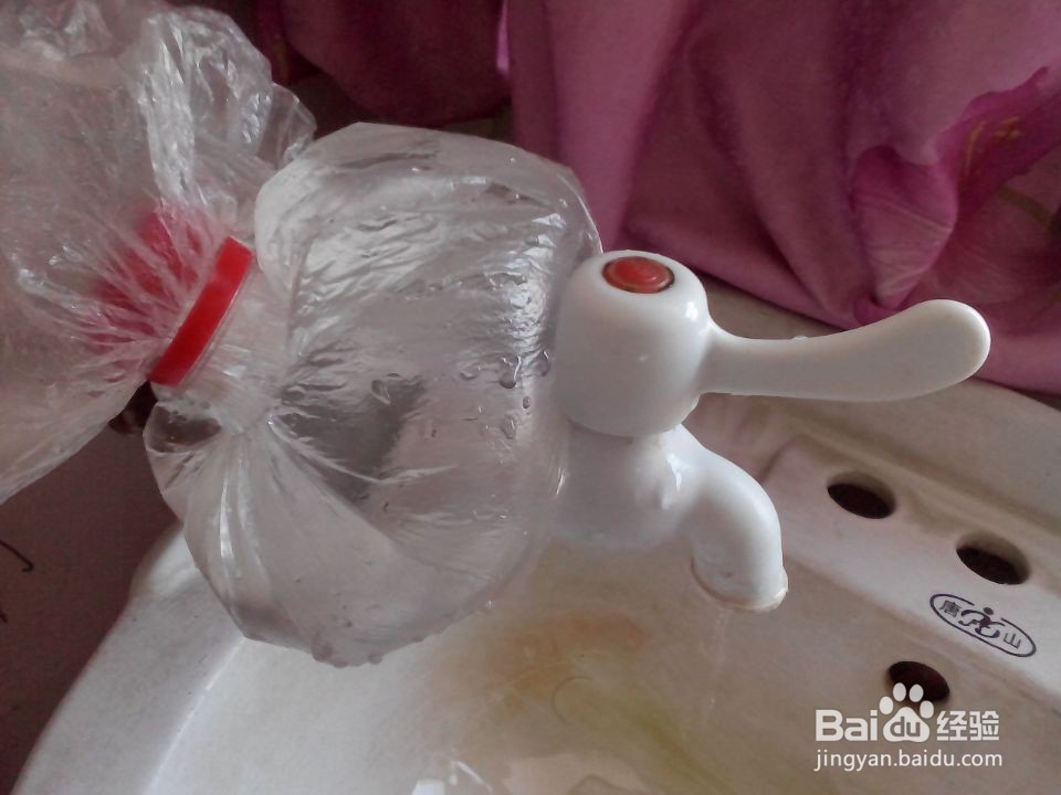 冬天水龙头水管冻住了该怎么办?