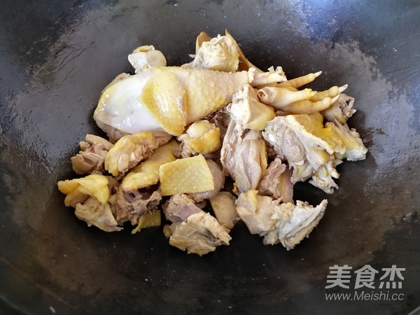 山药土鸡汤的做法