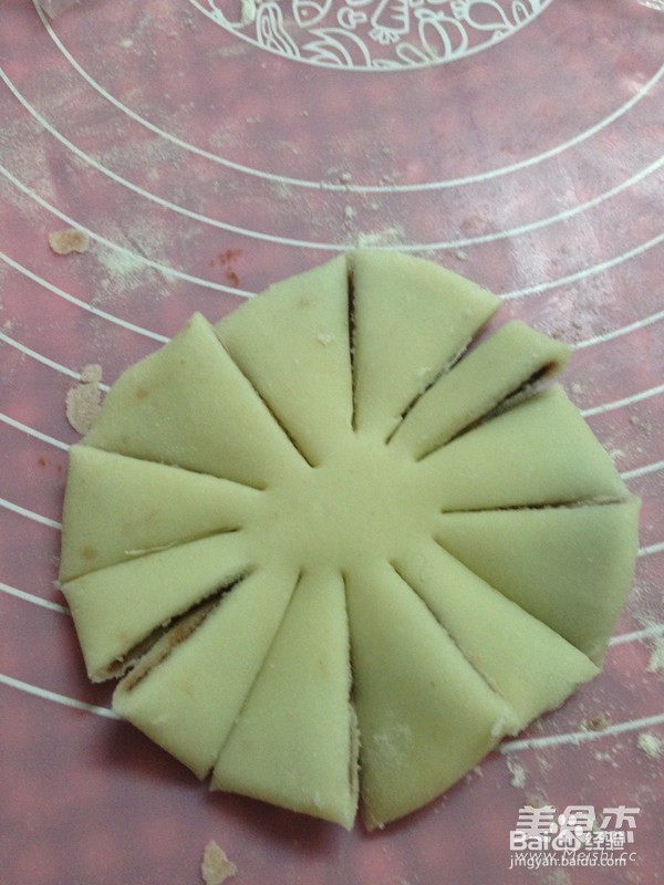 豆沙菊花酥的做法