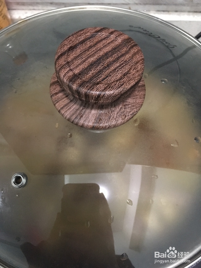 抢着吃的紫苏焖鸭
