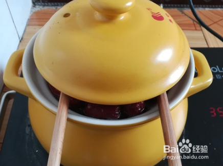 如何煲银耳红枣羹