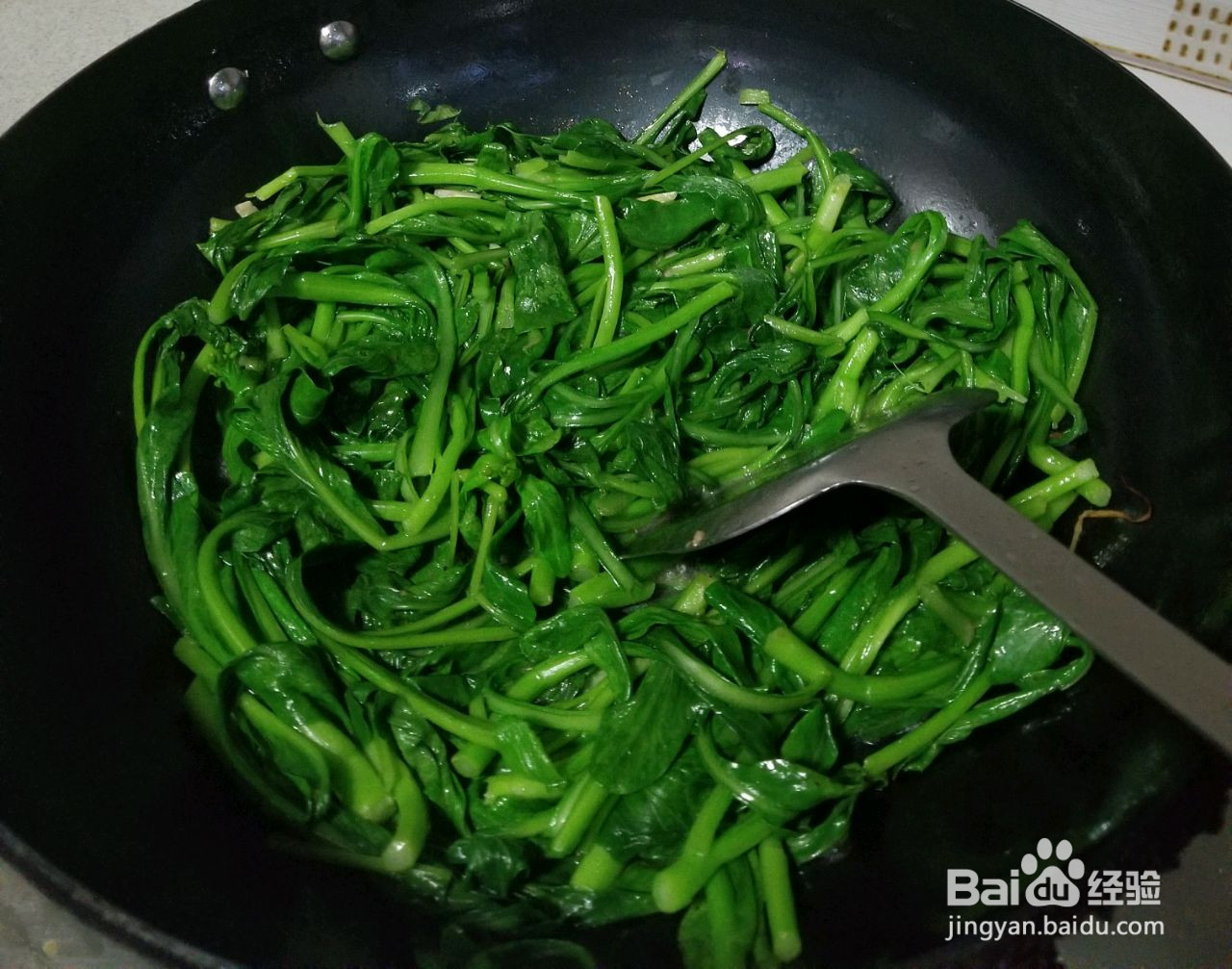 沙茶牛肉炒时令蔬菜的做法