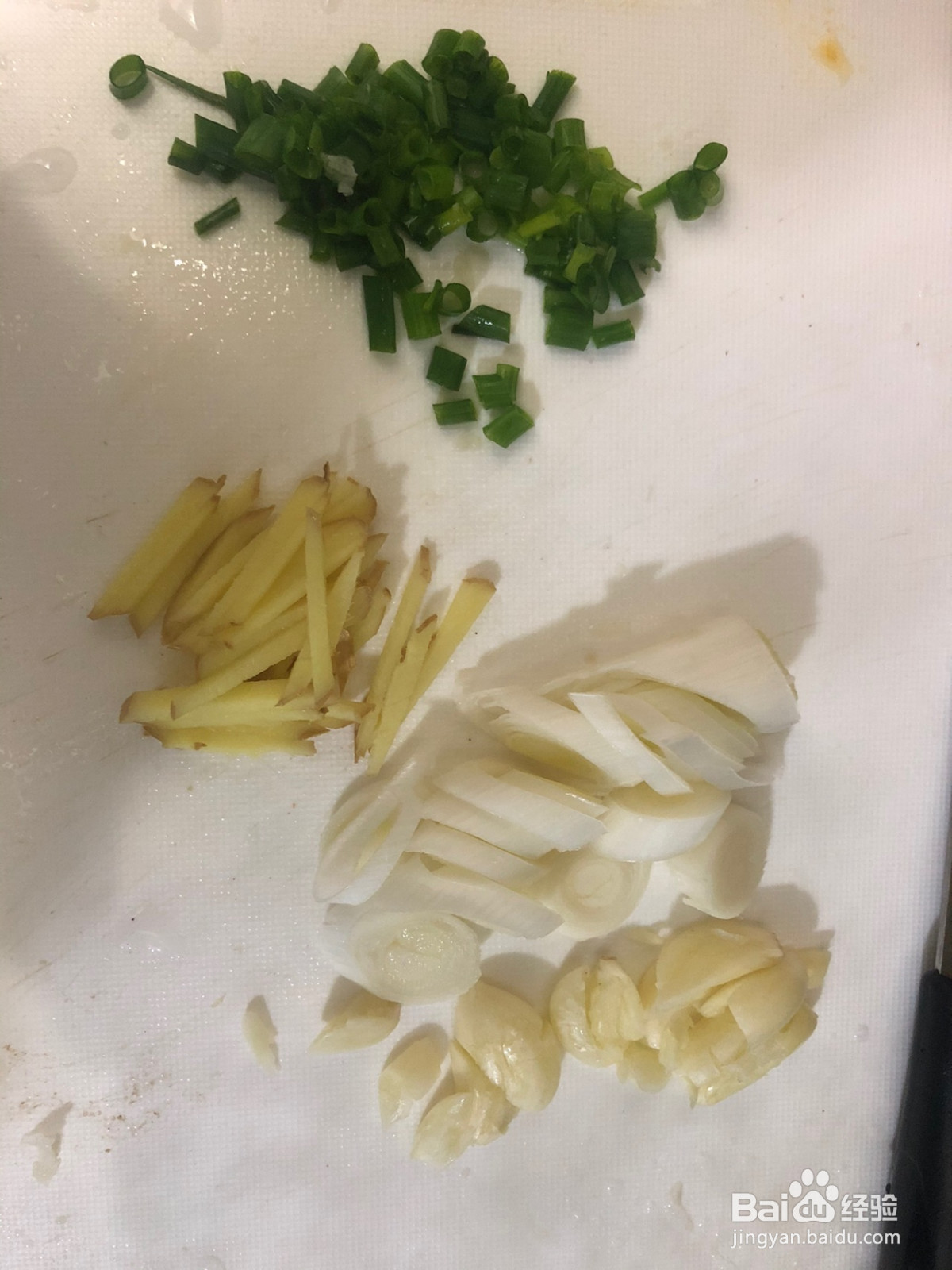 梭子蟹炒年糕的做法