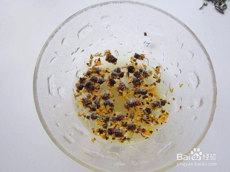 奉玉雪菊罗布麻茶的做法