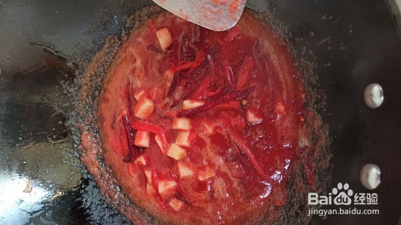 制作美味的红菜汤