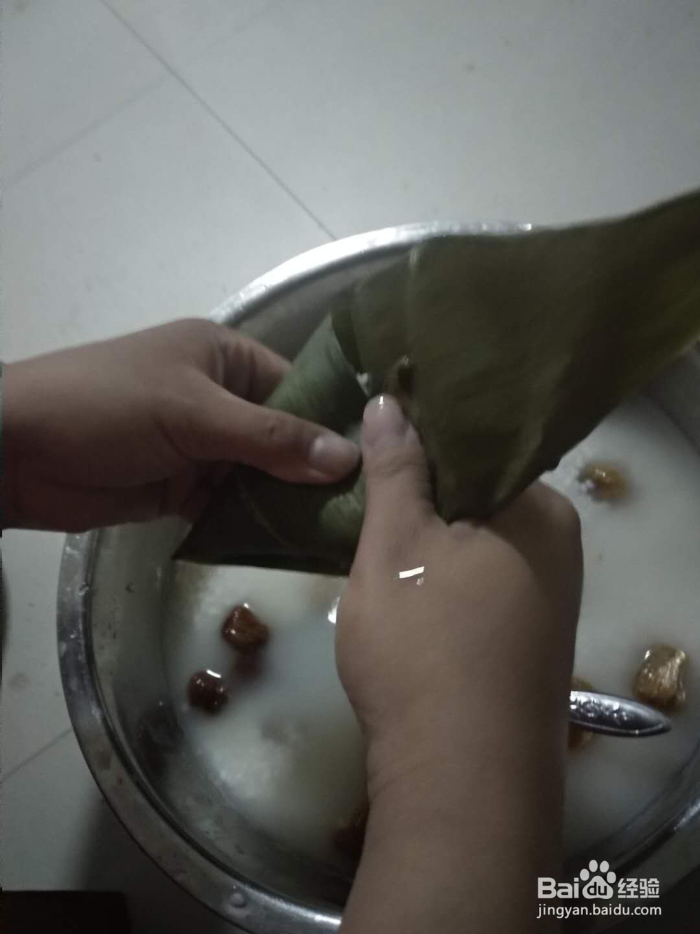 怎样包粽子,自制粽子的做法及包法?