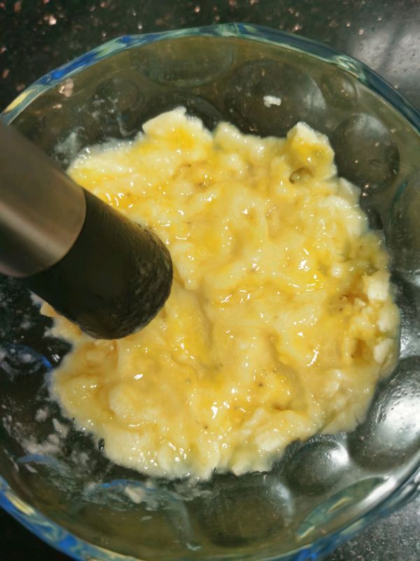 爆浆香蕉芝士饼