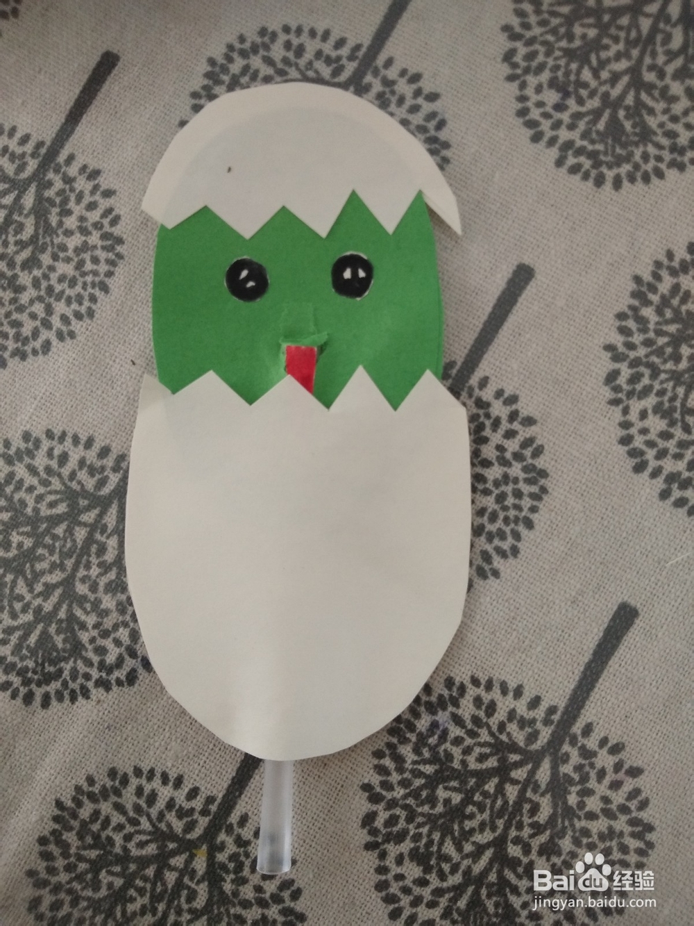 幼儿园元旦手工--“破壳的鸡蛋”手工做法