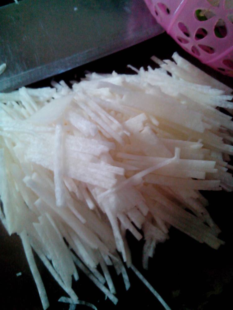 健康素食，好吃的青椒萝卜丝学着做起来