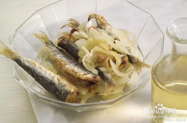 沙丁鱼炒萝卜丝