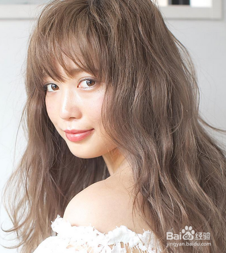 非主流极有个性的女孩子刘海怎么留?