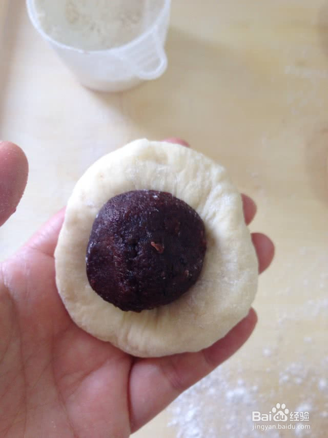 花型豆沙面包的做法