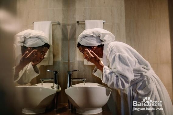 不要在脸上经常使用这些东西