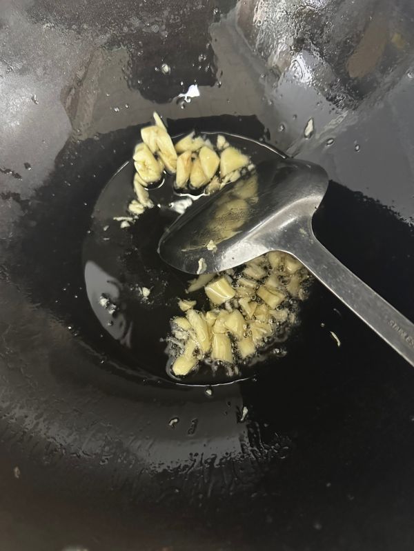 素炒鱼香茄子丝