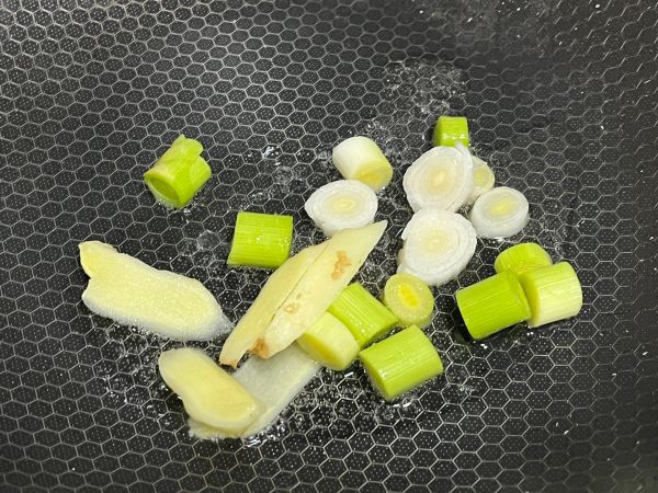 番茄香菇排骨汤